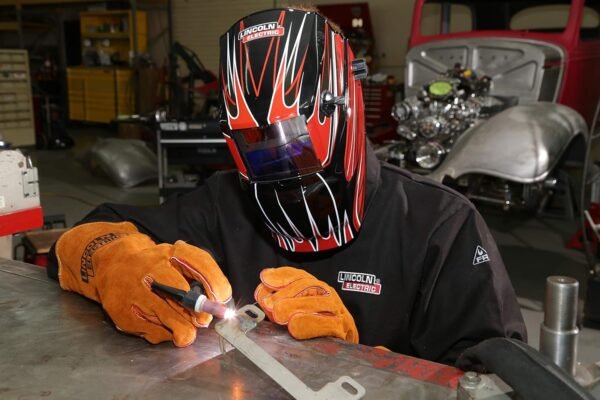 Detailed Review of Lincoln Electric KH808L Flame-Resistant Welding Jacket Safety Apparel